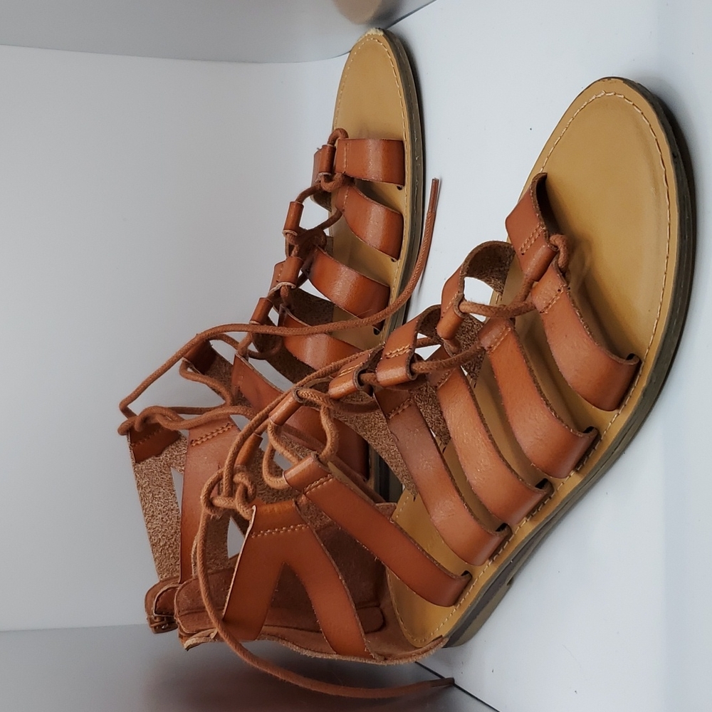 American Eagle womens brown open toe gladiator high ankle sandals size 9.5